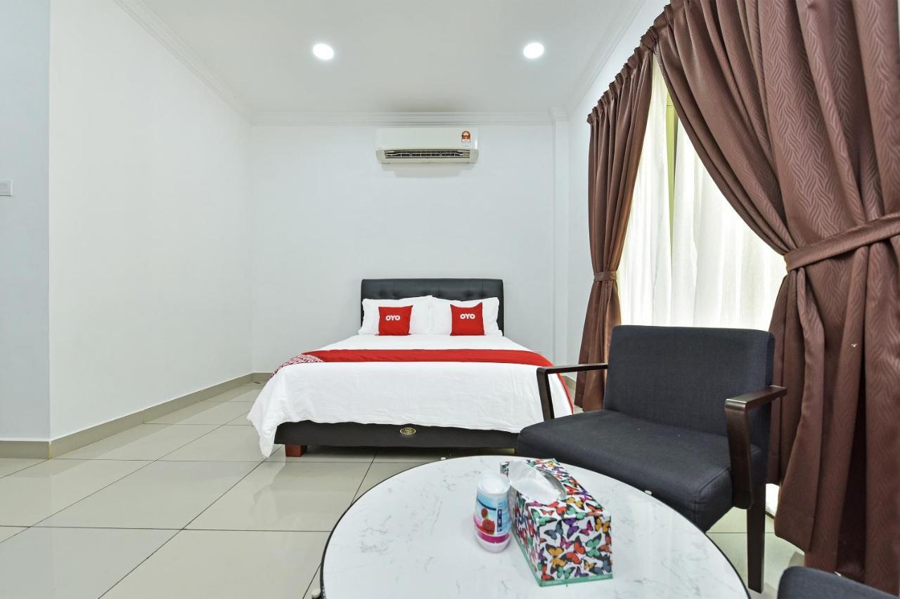 Capital O 90614 Cvia Ummul Hotel Padang Besar Ngoại thất bức ảnh